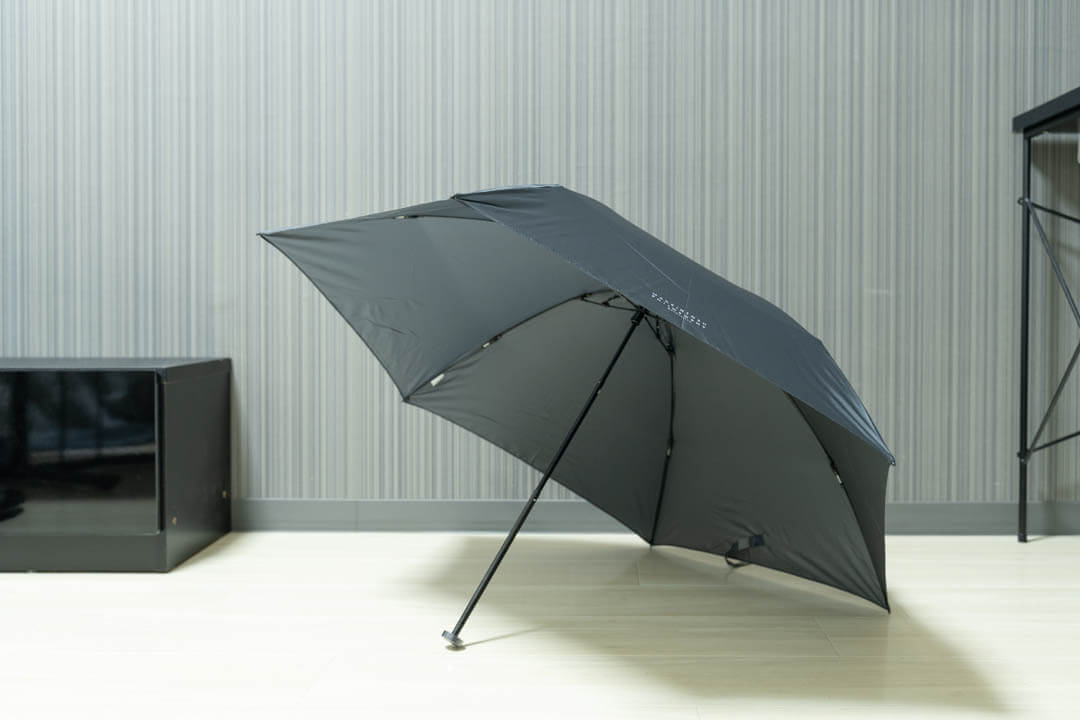 マッキントッシュフィロソフィーのバーブレラ レビュー！超軽量コンパクトなおすすめ折りたたみ傘 | デジクル