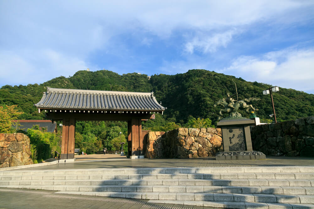 岐阜公園の入り口の写真