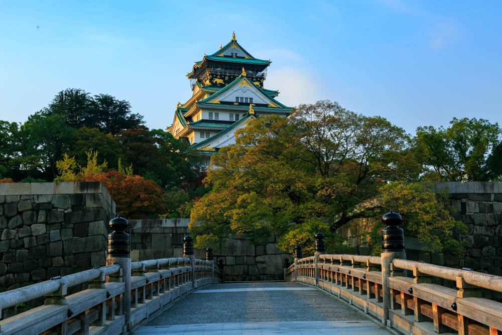 極楽橋と一緒に撮影した大阪城の写真