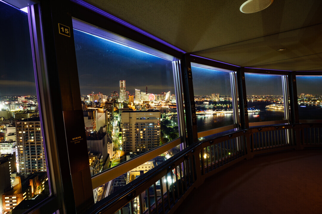 横浜マリンタワー展望フロアの写真