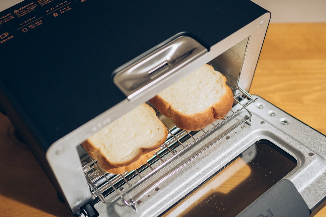 バルミューダのトースタは食パンを2枚まで焼ける