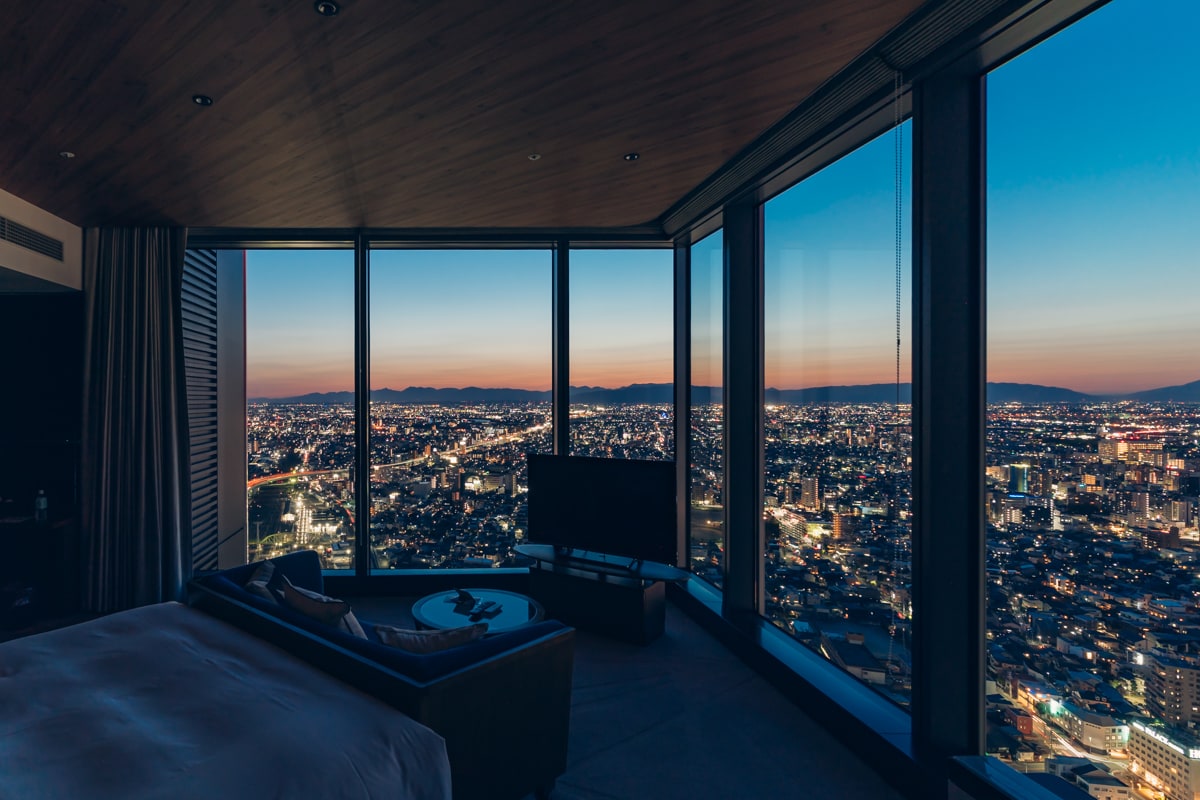 名古屋プリンスホテルスカイタワーから撮影した西側の夜景