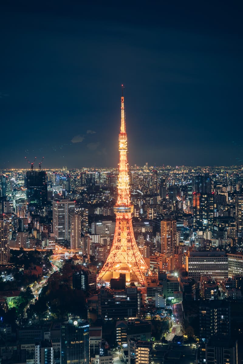 アンダーズ東京虎ノ門ヒルズの客室からの眺める夜景